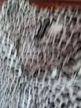 Blusa H&M Estampado Animal Talla 44