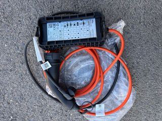 Cable Cargador EV Portátil del grupo PSA