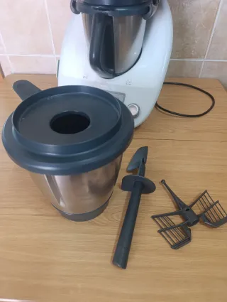 Thermomix TM5 más accesorios