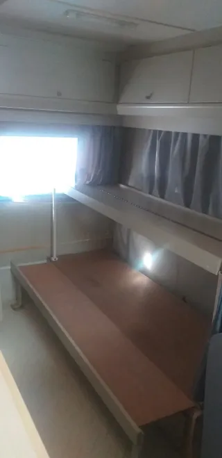 Caravana Avi Vitesse 470