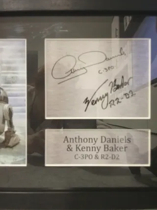 Lote 2 Cuadros Star Wars Firmados y enmarcados