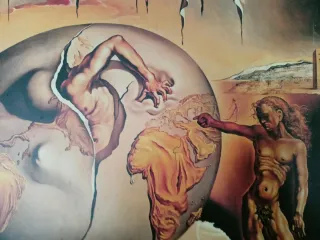 Reproducción cuadro Dalí con marco peculiar