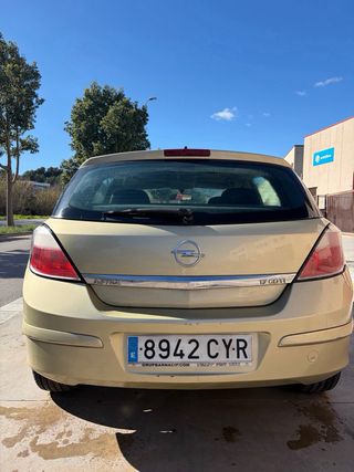 Opel Astra 2005