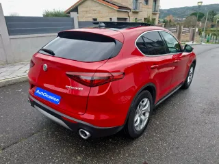 Alfa Romeo Stelvio 2021