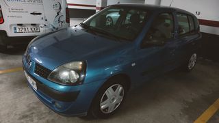 Renault Clio 2005