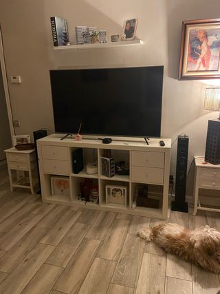 Mueble Ikea y televisión