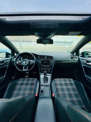 Golf 7 gti /distronic /pano /linea/ GARANTÍA 1 AŃO