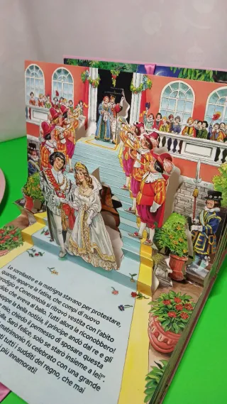 Set Principesse Disney con Libro