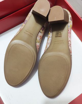 Zapatos salón NIZA estampado floral T39.