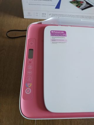 Impresora NUEVA HP DeskJet 2823e Rosa/Blanca