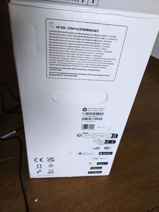 Impresora NUEVA HP DeskJet 2823e Rosa/Blanca