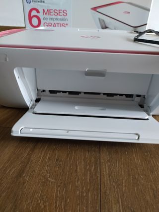 Impresora NUEVA HP DeskJet 2823e Rosa/Blanca