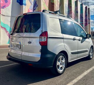 Ford Transit Courier 2018