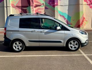 Ford Transit Courier 2018