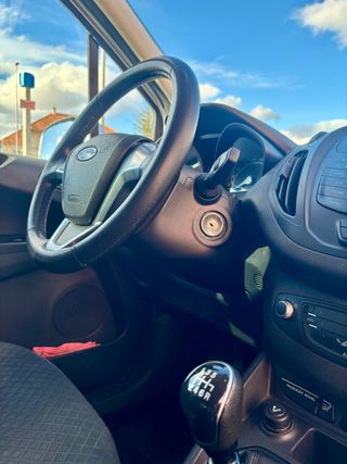 Ford Transit Courier 2018