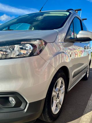 Ford Transit Courier 2018