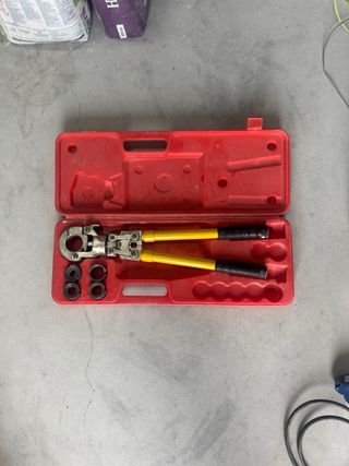 Herramienta de Prensado Hidráulico