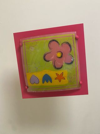 Lámpara decorativa flores verdes y rosas