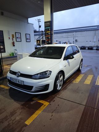 Volkswagen Golf 2014