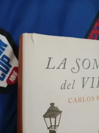 La Sombra del Viento (Autores Espanoles e Ibero...