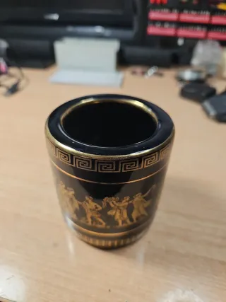 Cuenco estilo griego dorado