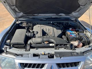 Mitsubishi Montero kaiteki 2004