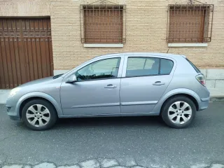 Opel Astra 2008