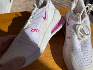 Nike Air Max 270 Mujer Rosa y Blanco