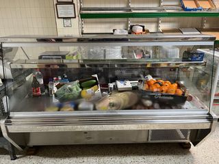Vitrina charcutería refrigerada