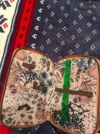 Estuche Anelke estilo japonés