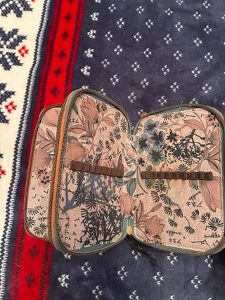 Estuche Anelke estilo japonés