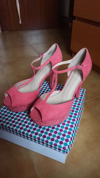 Zapatos tacón de aguja coral con plataforma