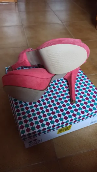 Zapatos tacón de aguja coral con plataforma