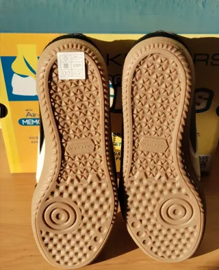 Talla 37. Zapatillas cuero