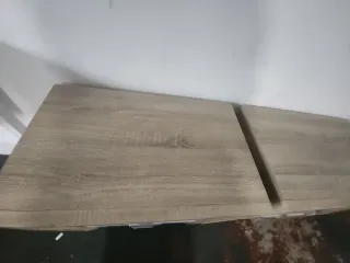 Mesitas de noche, tiene algún desperfecto