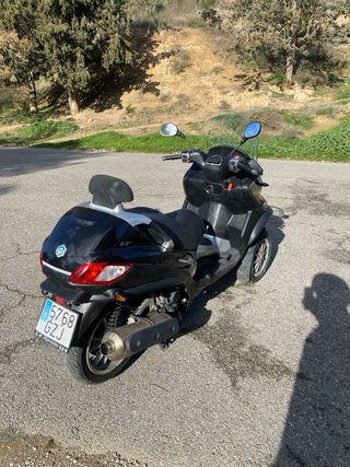 Oportunidad 400cc Carnet Coche B 44.000km. 2010