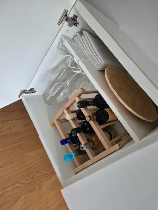 Mueble de salón BESTA blanco y cristal