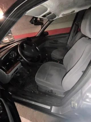 Peugeot 406 2001