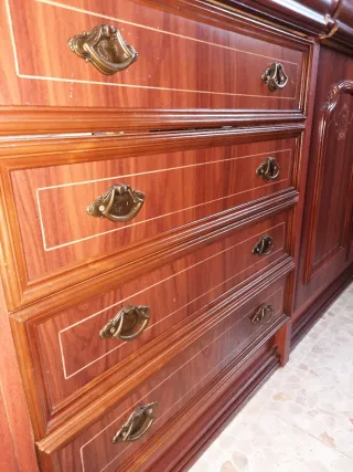 Aparador de madera para salón