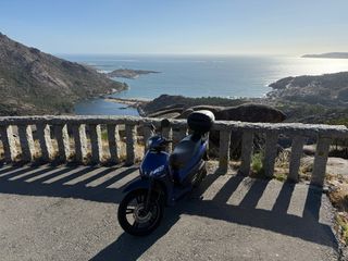 Peugeot Tweet 125 RS azul oscuro