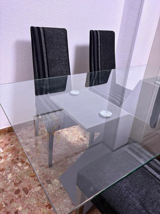 Mesa de comedor cristal y madera