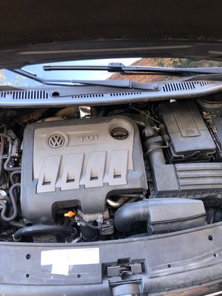 Volkswagen Touran 2011