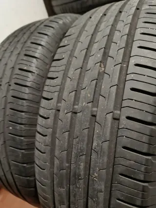 Continental 215/65R17 99V Neumático