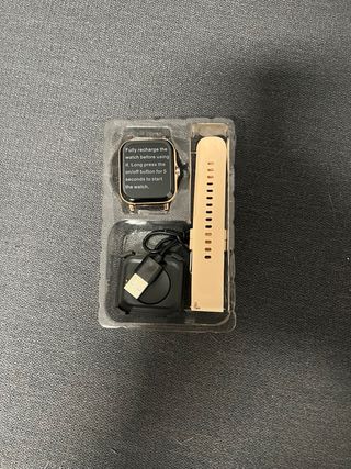 Smartwatch Dourado e Rosa