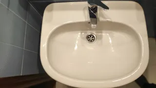 Espejo 80cm LED con repisa de cristal