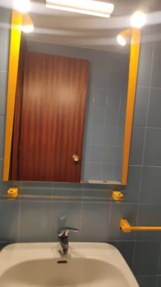 Espejo 80cm LED con repisa de cristal