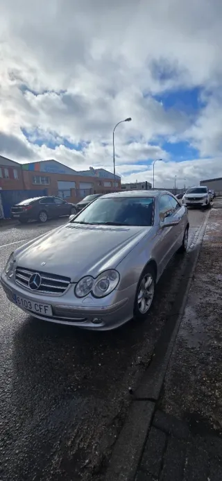 Mercedes-Benz  CLK 2004