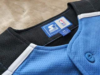 STARTER Vintage Bulls NBA Jersey