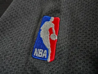 STARTER Vintage Bulls NBA Jersey