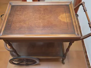 Carrito camarera madera cajones bandeja